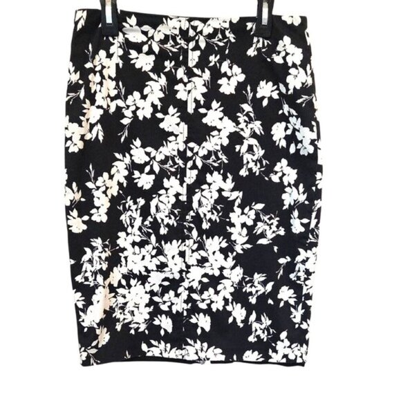 Dresses & Skirts - White‎ House Black Market Floral Print Pencil Skirt Career Wear